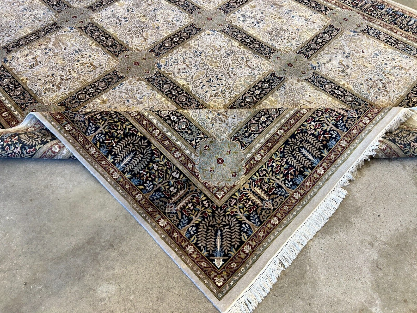 9'2"x12'4" Fine Hand-Knotted 100% Wool Pile Floral Carpet - Area Rug