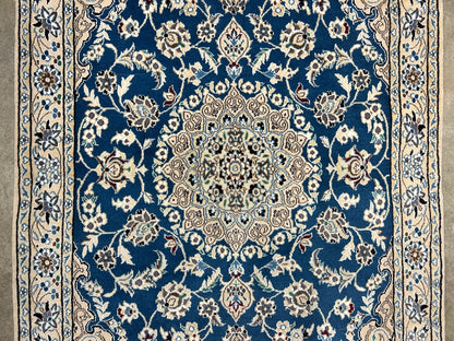 3'1"x4'9" Fine Hand-Knotted Wool & Silk Naine Rug