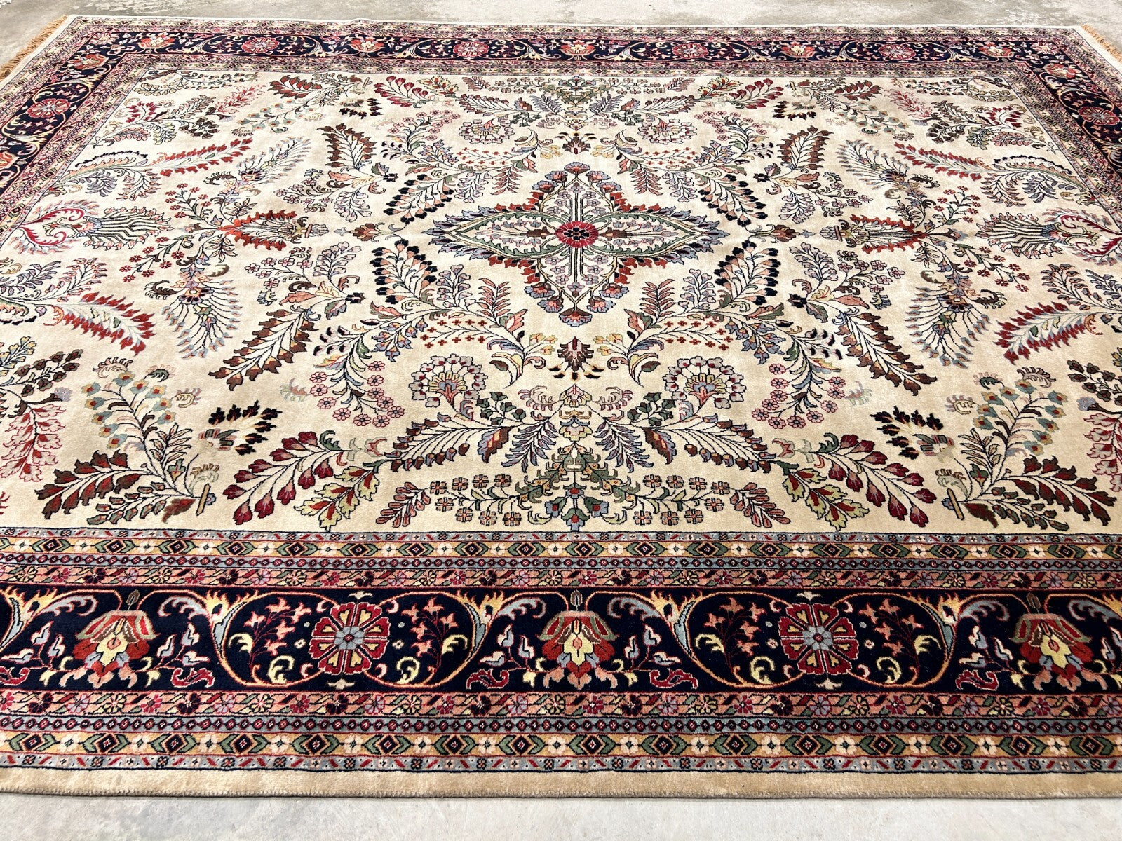 9'1"x12'1" Hand-Knotted 100% Lamb Wool Sarouke Design Carpet - Area Rug