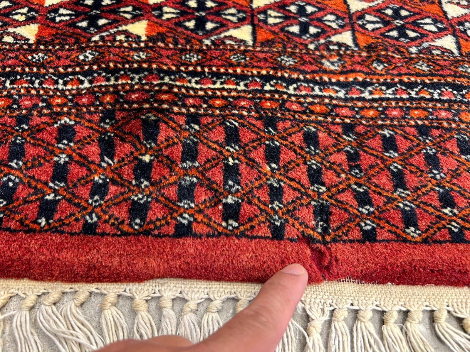 4'2"x6' Hand-Knotted 100% Wool Bokhara Area Rug - Carpet