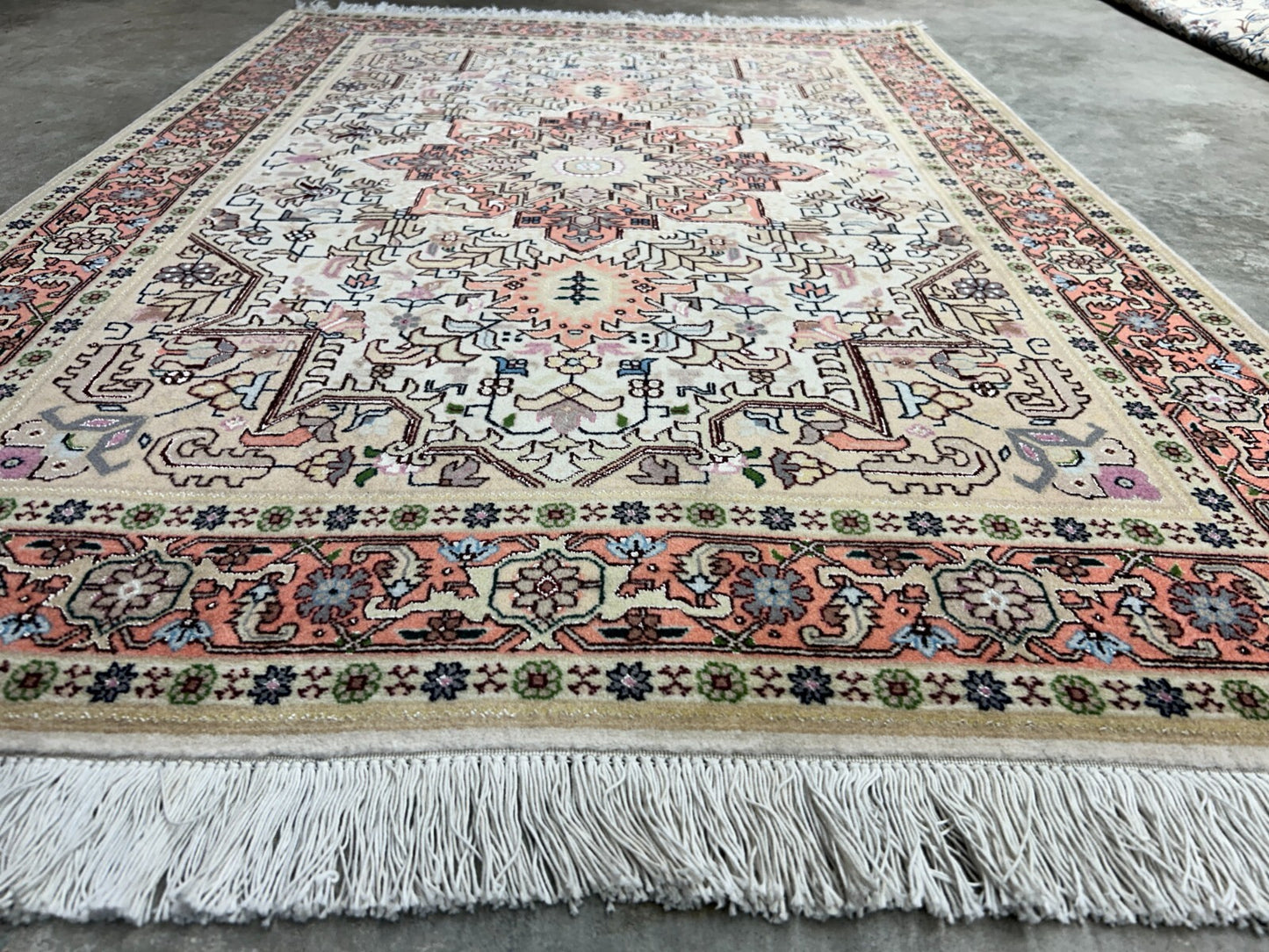 3'4"x4'10'' Hand-Knotted Silk & Wool  Pile Tabrize Area Rug