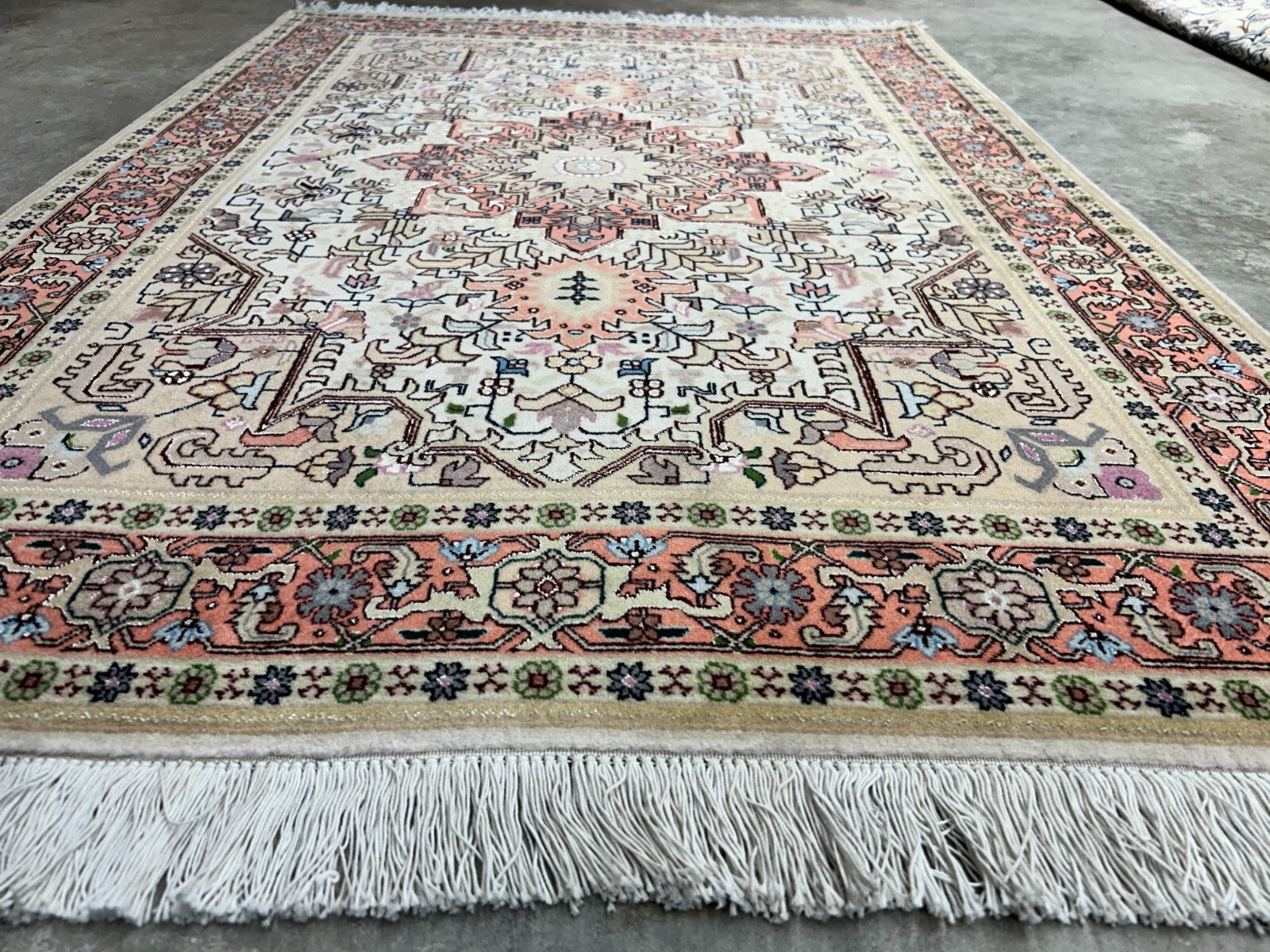 3'4"x4'10'' Hand-Knotted Silk & Wool  Pile Tabrize Area Rug