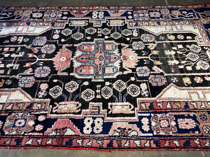 4'7" x 7'10'' Hand-Knotted 100% Lamb Wool Carpet - Nahavande Area Rug