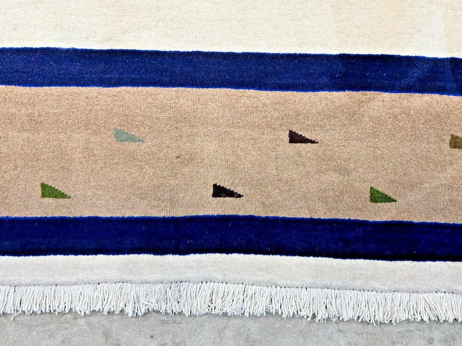 6'4"x9'9" Hand-Knotted 100% Wool Pile Gabeh Carpet - Area Rug