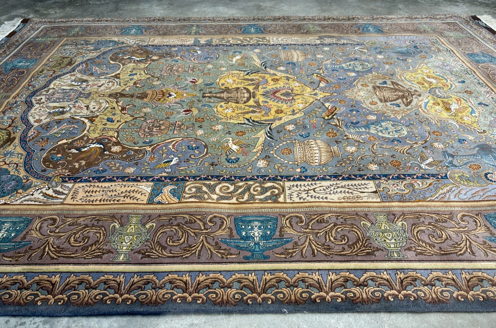 Exquisite 5'10"x8'3" Hand-Knotted Wool & Silk Blend Tabrize Area Rug - Carpet