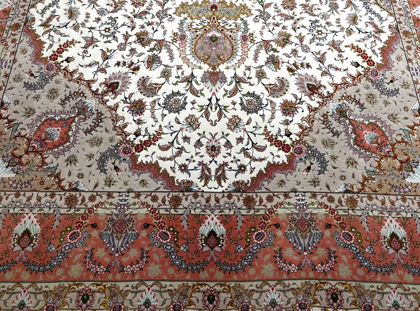 8'3"x11'6" Very Fine Hand-Knotted Wool & Silk Tabrize Area Rug - Signed