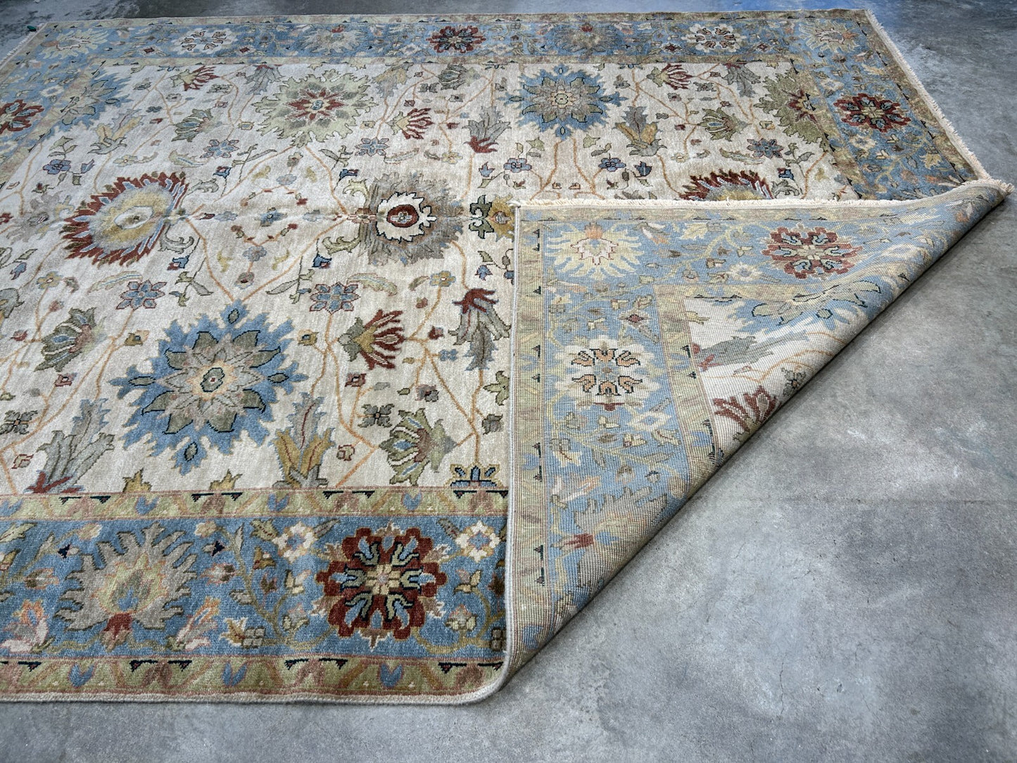 8' x 9'10" Hand-Knotted 100% Wool Carpet - Indian Mahal Area Rug