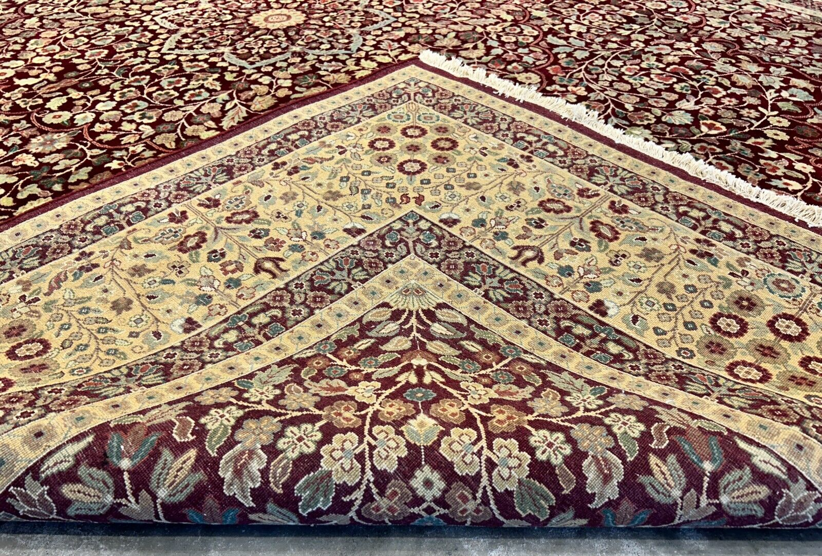 9'x12' Hand-Knotted 100% Lamb Wool Pile Persiane Design Carpet - Area Rug