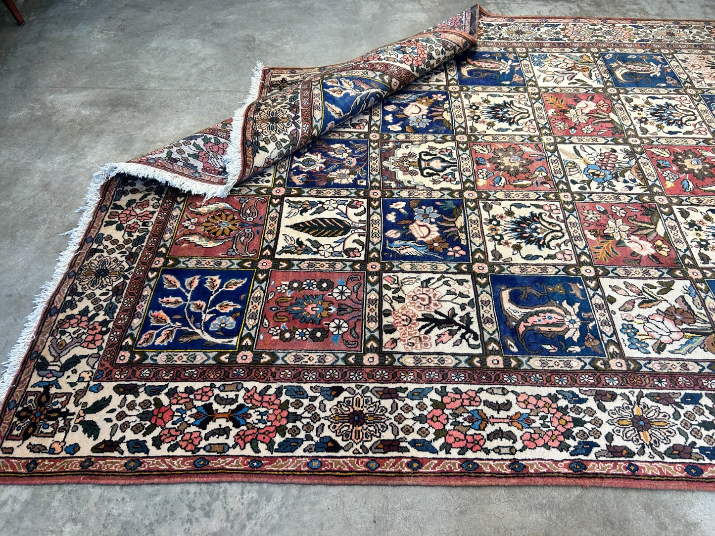 6'6"x10'0" Hand-Knotted 100% Lamb Wool Bakhtiarie Carpet - Area Rug
