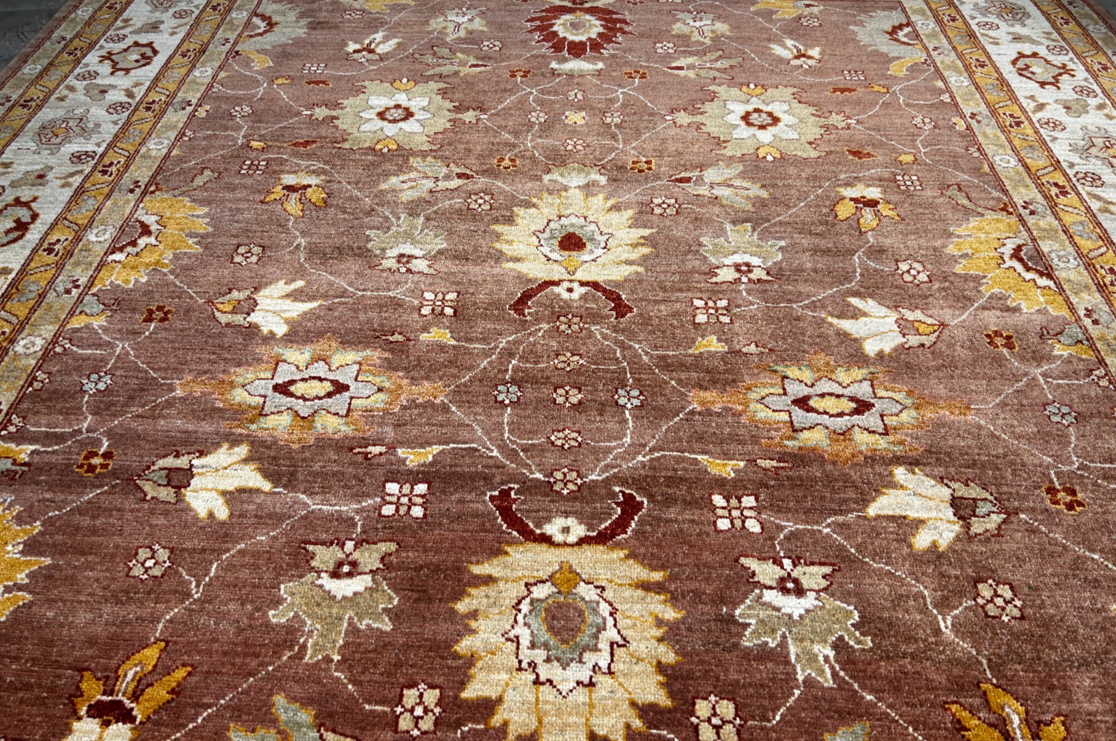 8'6"x11'11" Hand-Knotted 100% Wool Pile Pakistani Area Rug