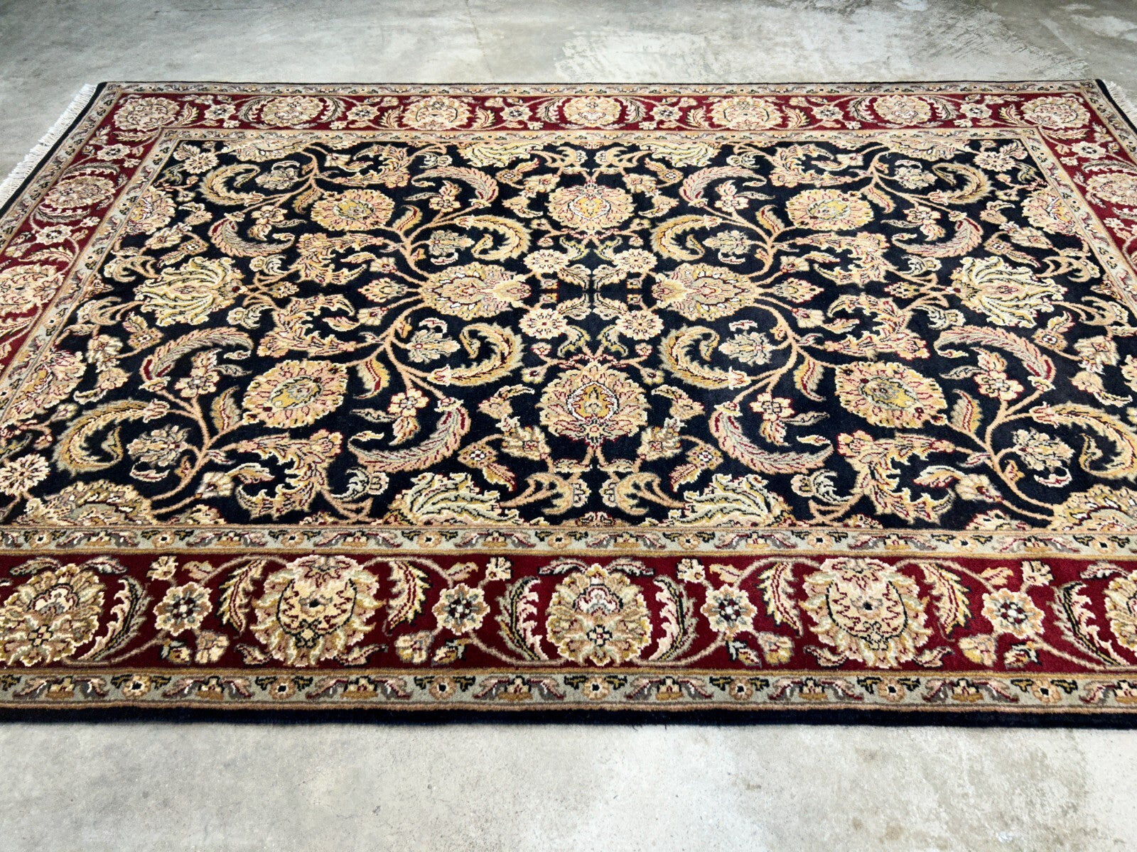 6'2"x9'4'' Hand-Knotted 100% Wool Pile Indo-Agra Area Rug - Area Carpet