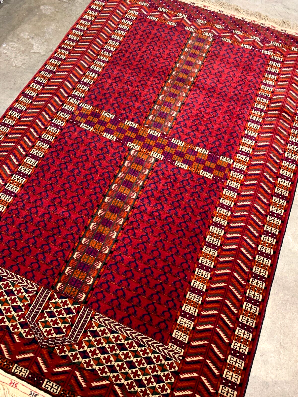 4'4"x6'8" Antique Hand-Knotted 100% Lamb Wool Russian Chichi Hatchli Rug