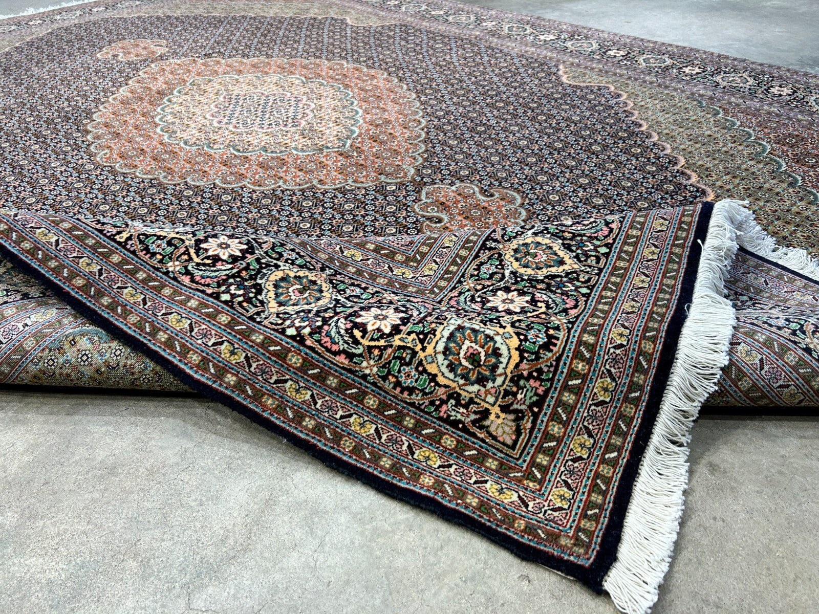 6'7"x9'9" Fine Hand-Knotted Wool & Silk Blend Tabrize Mahi Carpet - Area Rug