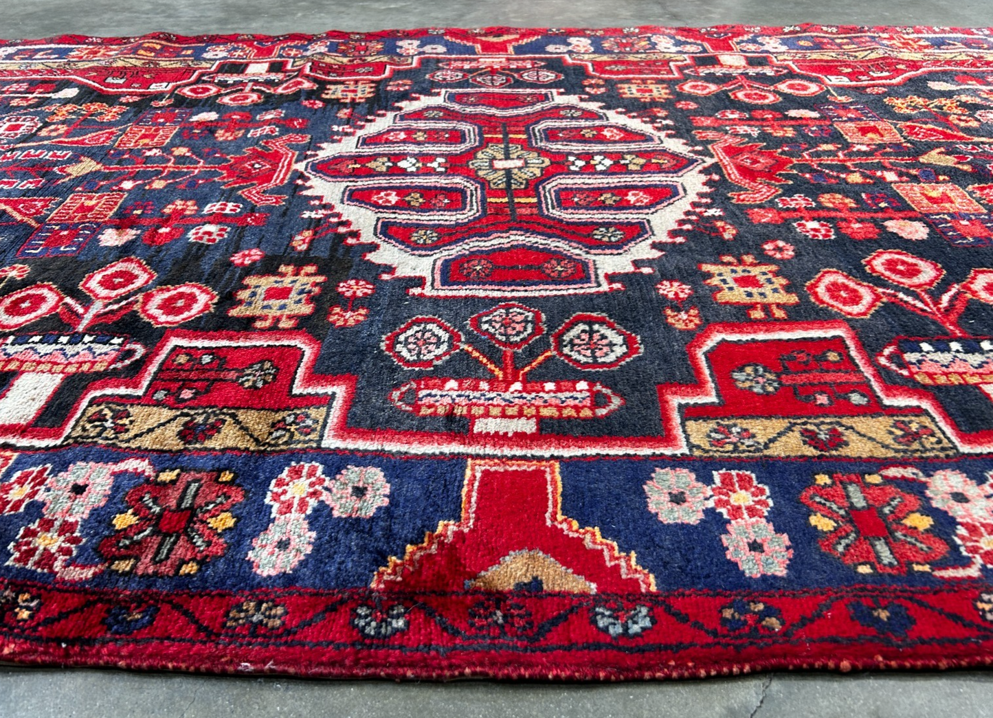 5'0" x 9'5" Hand-Knotted 100% Lamb Wool Pile Hamadane Area Rug- Carpet