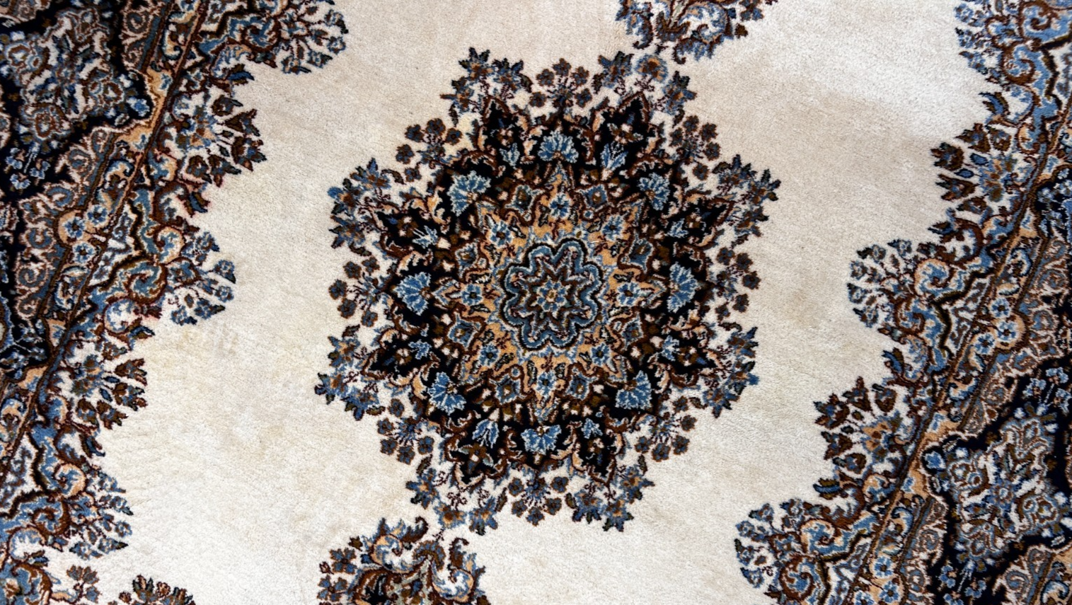 7'4"x10'10" Hand-Knotted 100% Wool Kermane Area Rug - Carpet