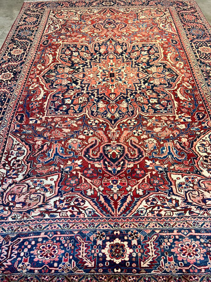 8'5"x11'9" Hand-Knotted 100% Wool Pile Herize Rug