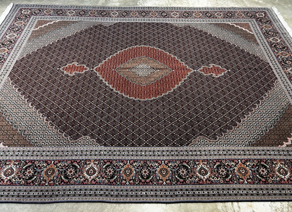 8'3"x11'5" Fine Hand-Knotted Wool & Silk Oriental Rug - Area Carpet
