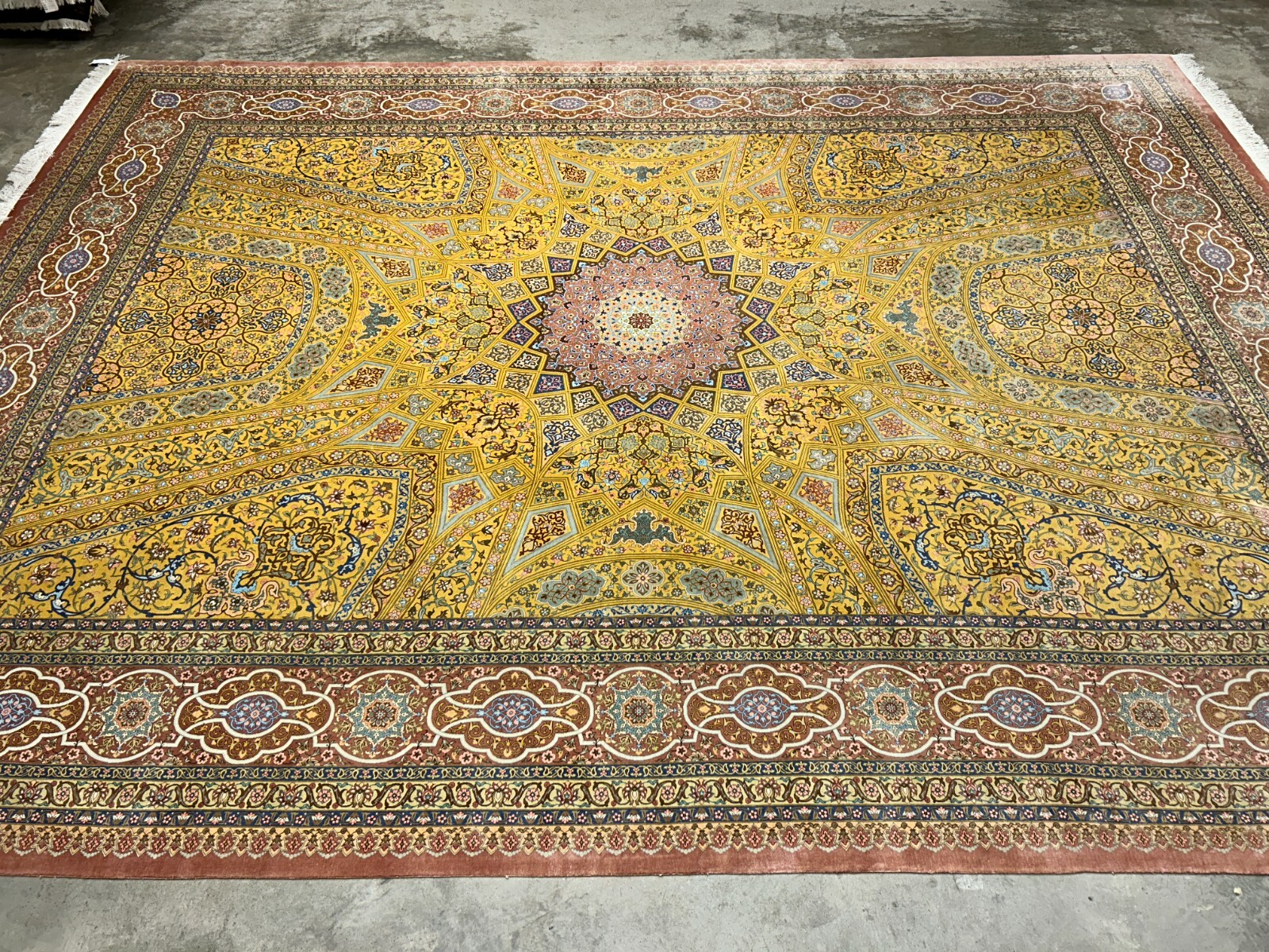 9'8"x12'11" Exquisite Signed Hand-Knotted 100% Silk Qume Rug