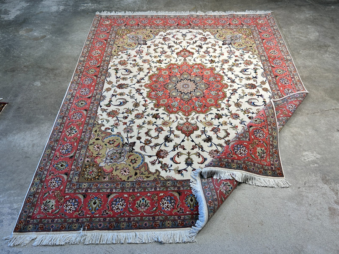 6'9"x8'1" Fine Hand-Knotted Wool & Silk Blend Tabrize Carpet - Area Rug
