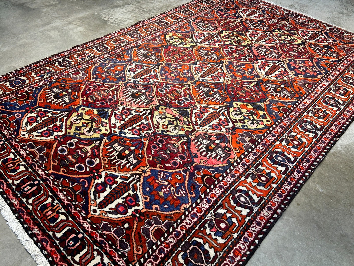 6'6"x10'1" Hand-Knotted 100% Lamb Wool Bakhtiarie Carpet - Area Rug