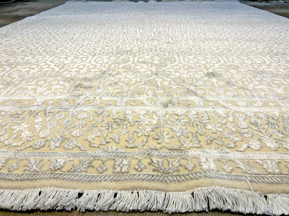 8' x 10'1" Hand-Knotted Silver 100% Wool Carpet - Indian All-Over Area Rug - 3D