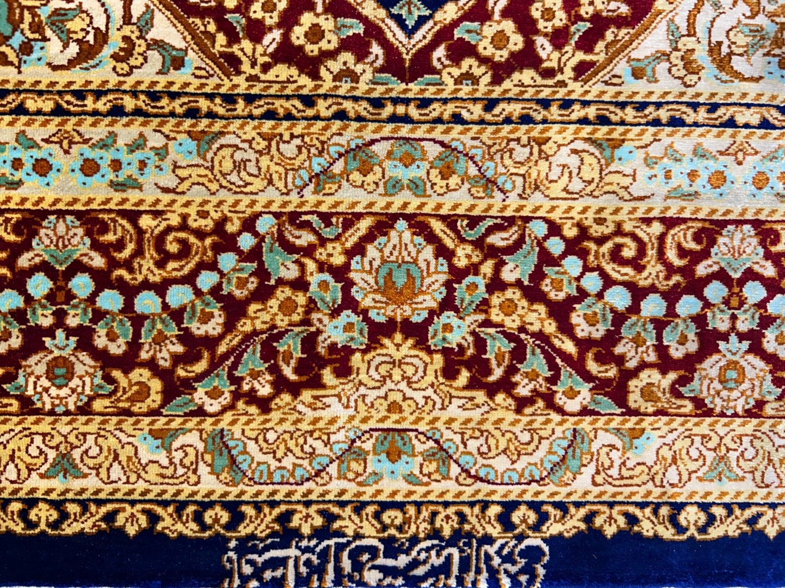 3'3"x5' Exquisite Extra-Fine Hand-Knotted 100% Silk Qume Area Rug - Carpet