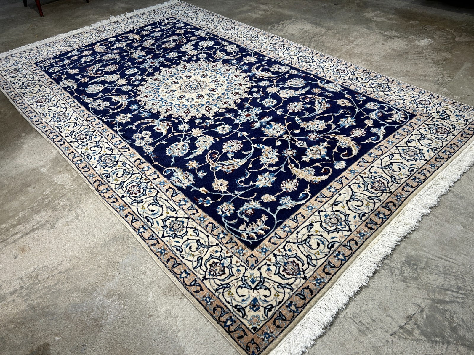 6'5"x10'1" Hand-Knotted Silk & Wool Blend Carpet - Naine Area Rug