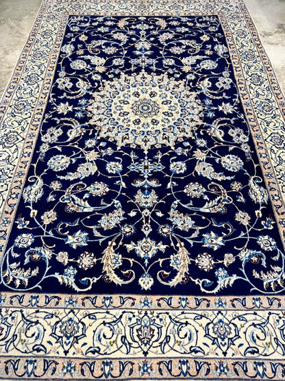 6'5"x10'1" Hand-Knotted Silk & Wool Blend Carpet - Naine Area Rug