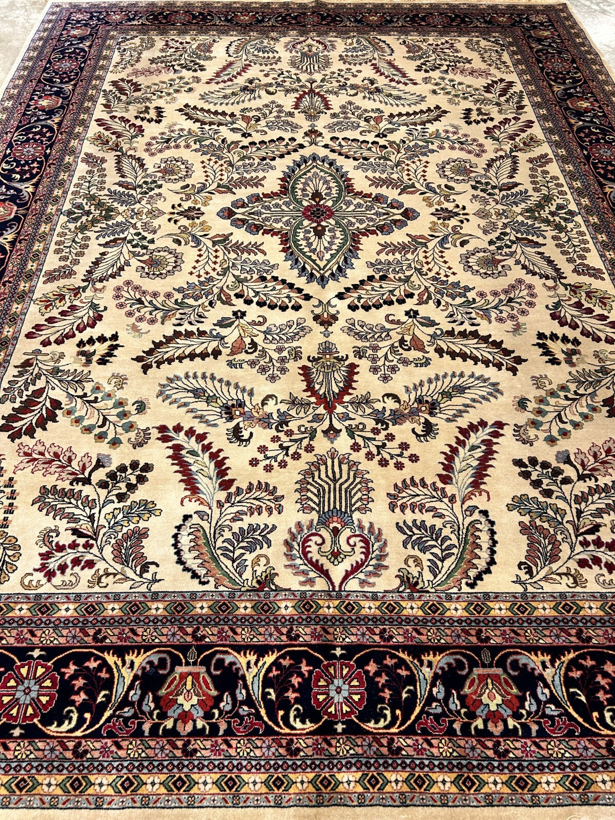 9'1"x12'1" Hand-Knotted 100% Lamb Wool Sarouke Design Carpet - Area Rug