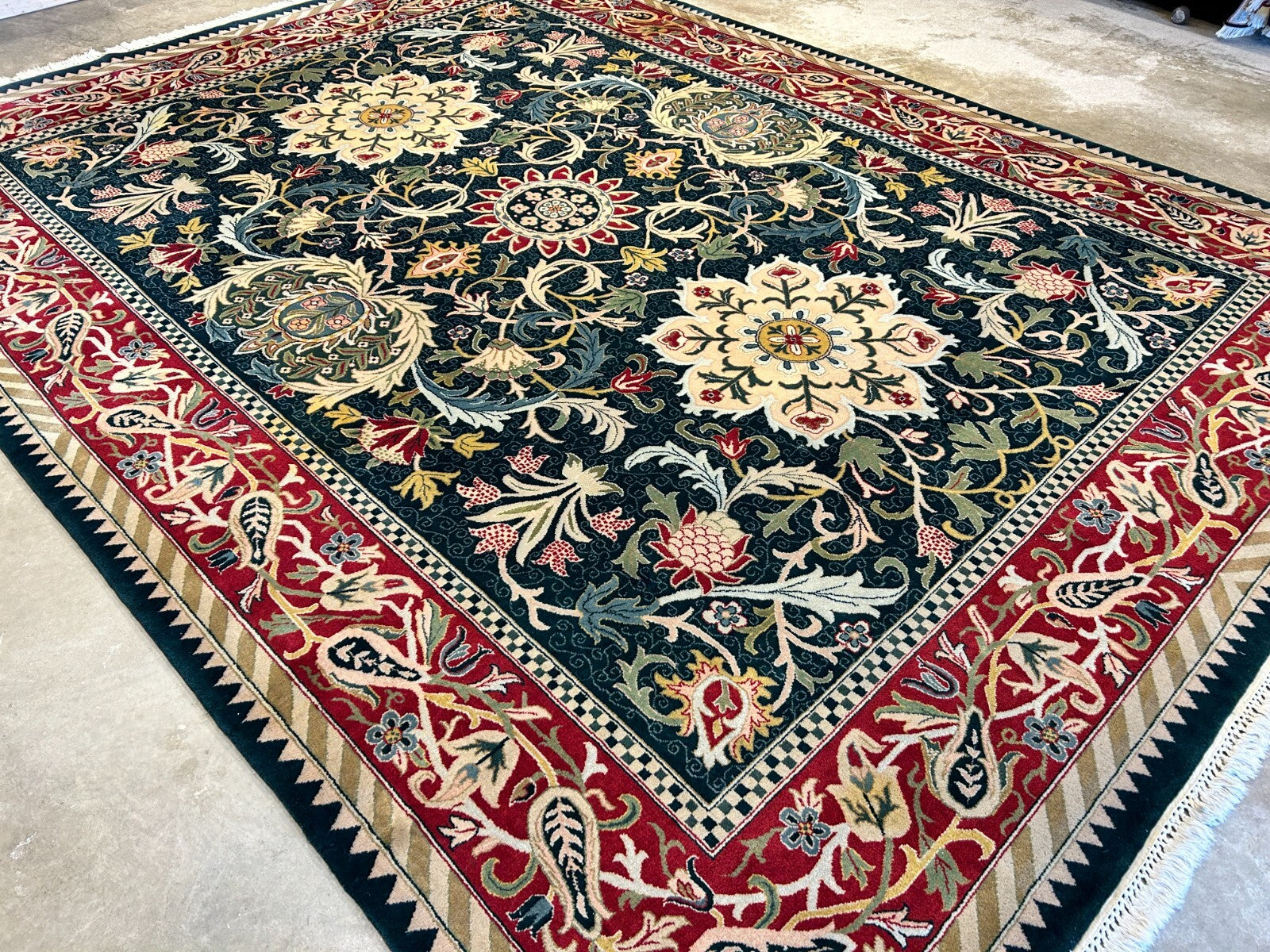 9'x12' Hand-Knotted 100% Wool Pile Oriental Rug