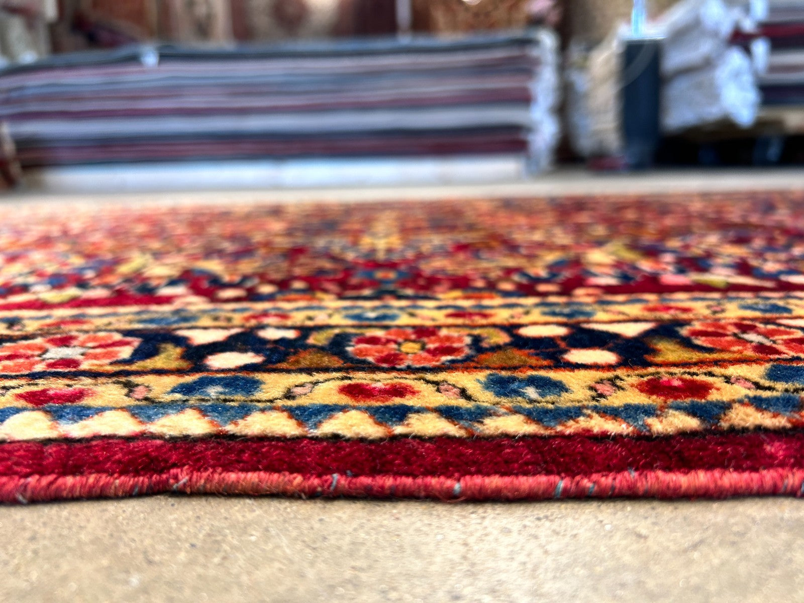 Collector Antique - 3'4"x5'1" Hand-Knotted 100% Wool Pile Sarouke Rug