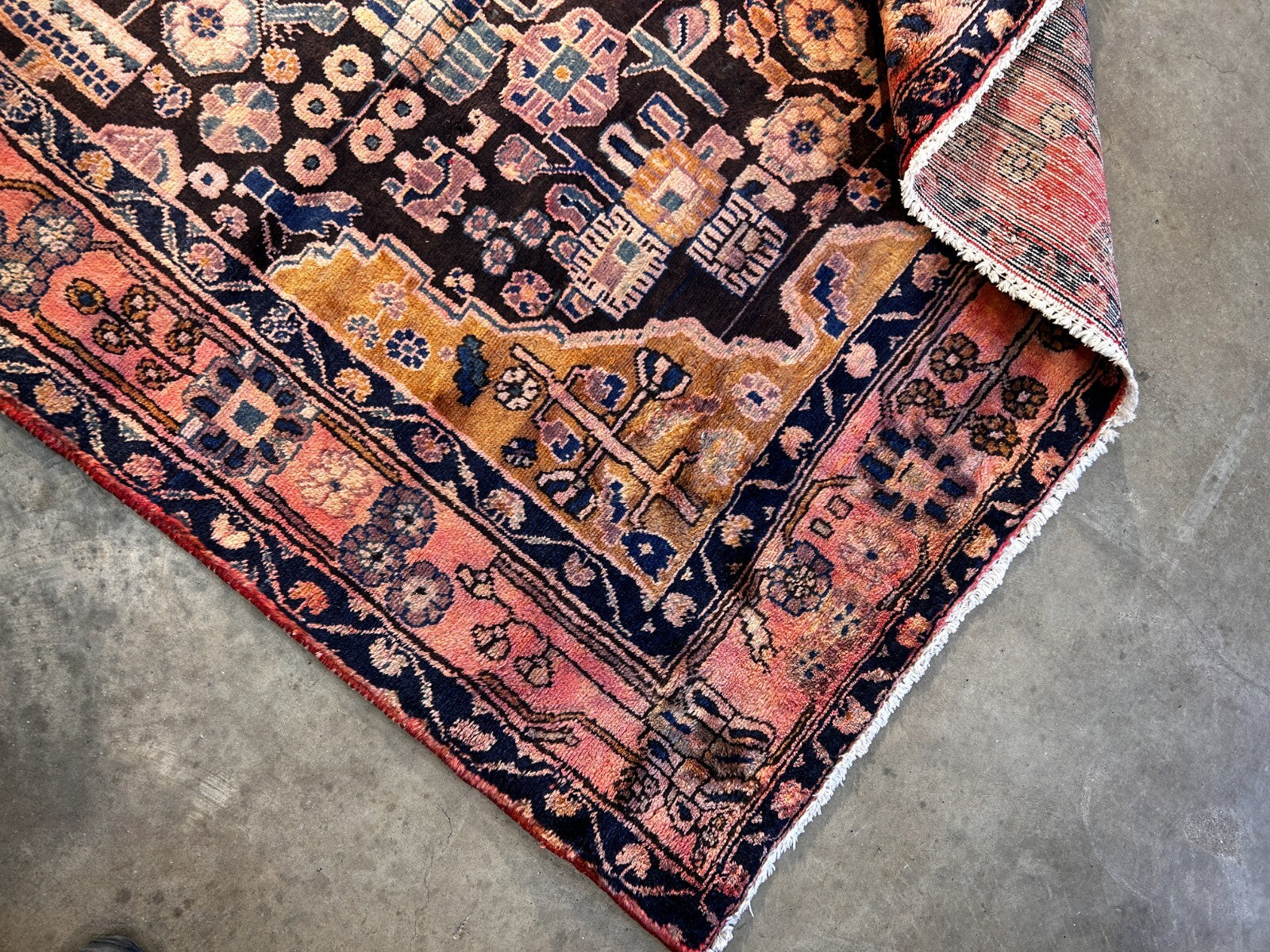 5'6" x 9'5" Hand-Knotted 100% Wool Pile Nahavande Area Rug - Carpet