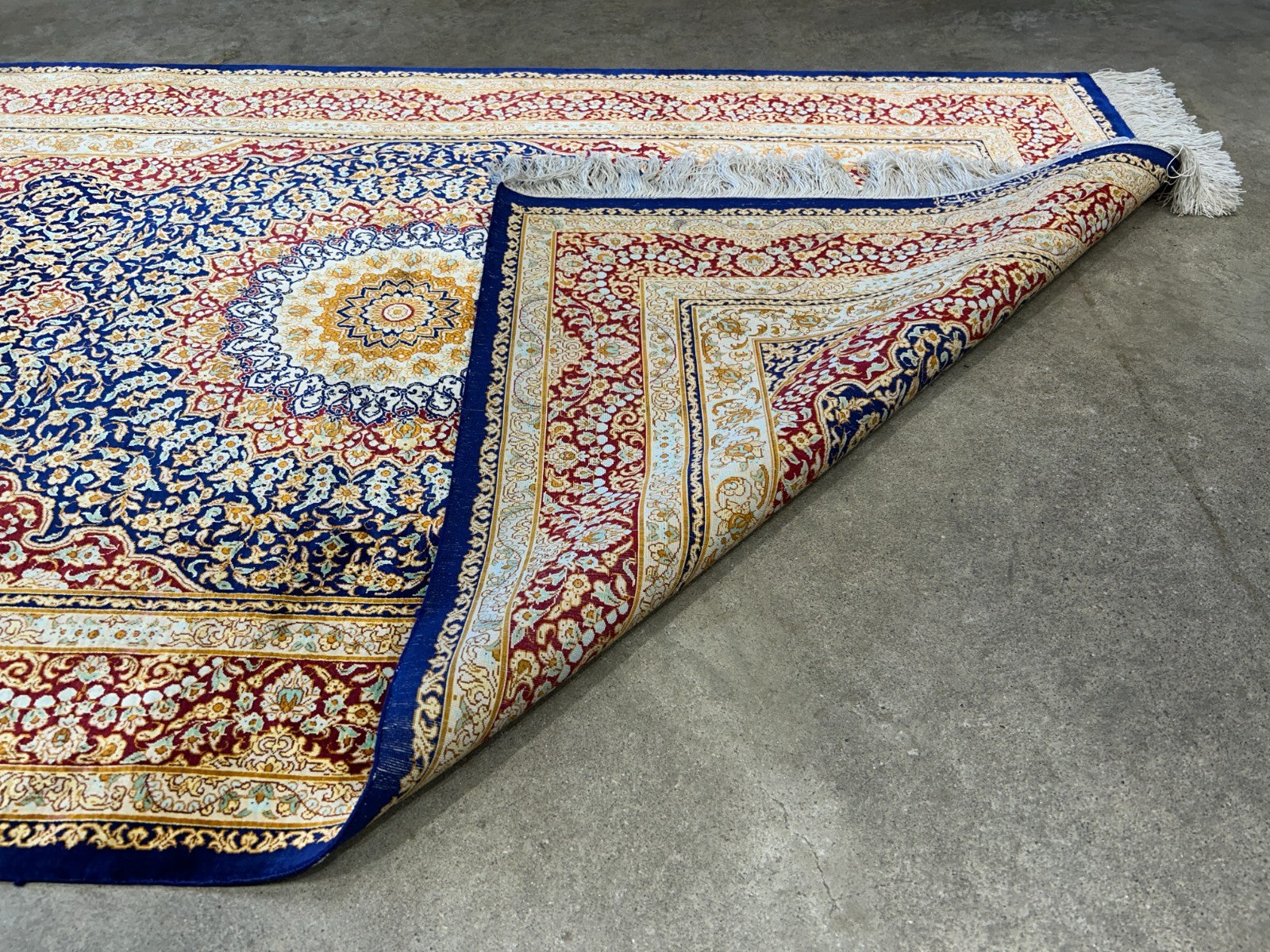 3'3"x5' Exquisite Extra-Fine Hand-Knotted 100% Silk Qume Area Rug - Carpet