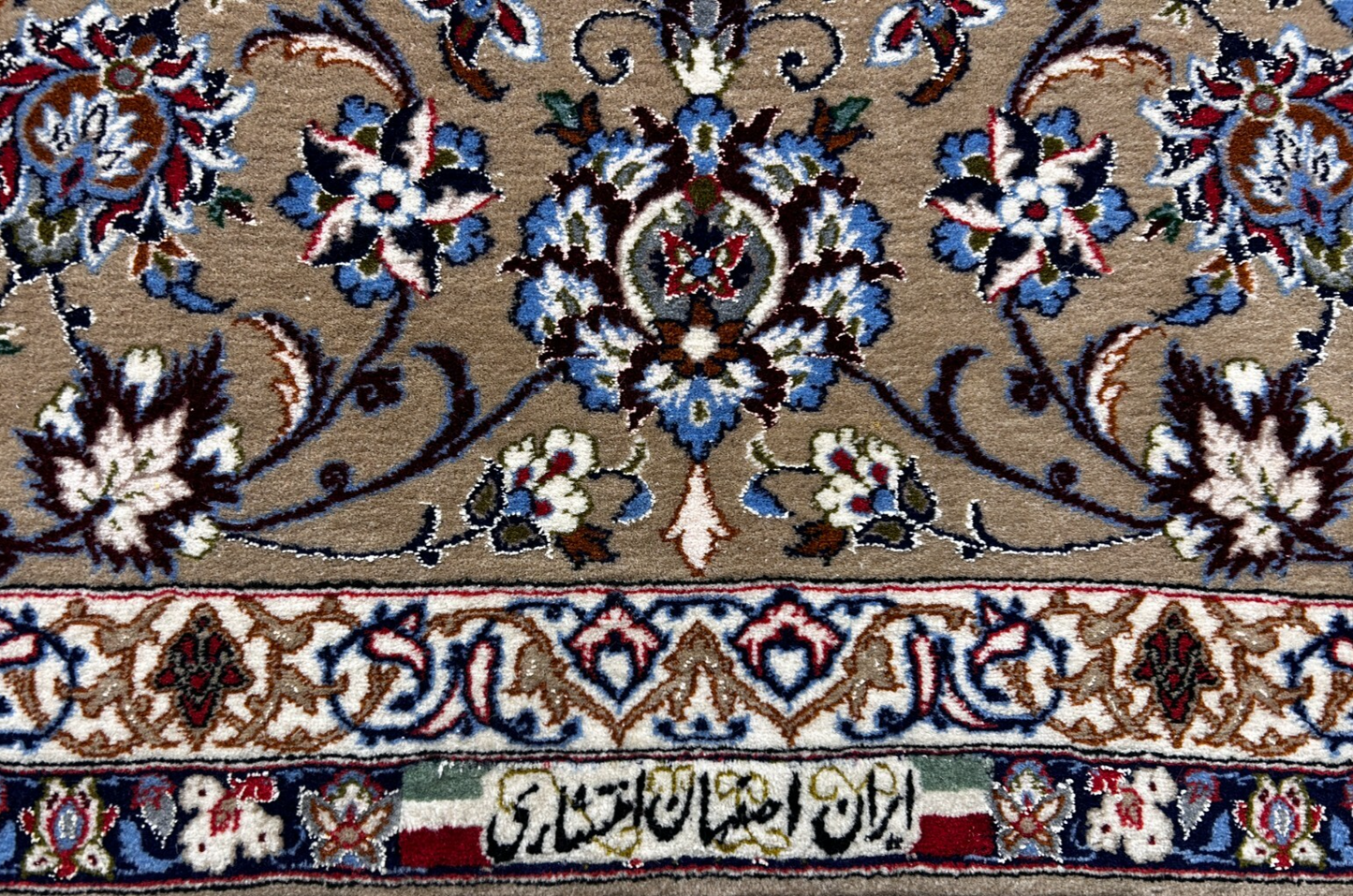  8'6"x12'1'' Very Fine Silk & Wool Isfahane Area Rug - Area Carpet