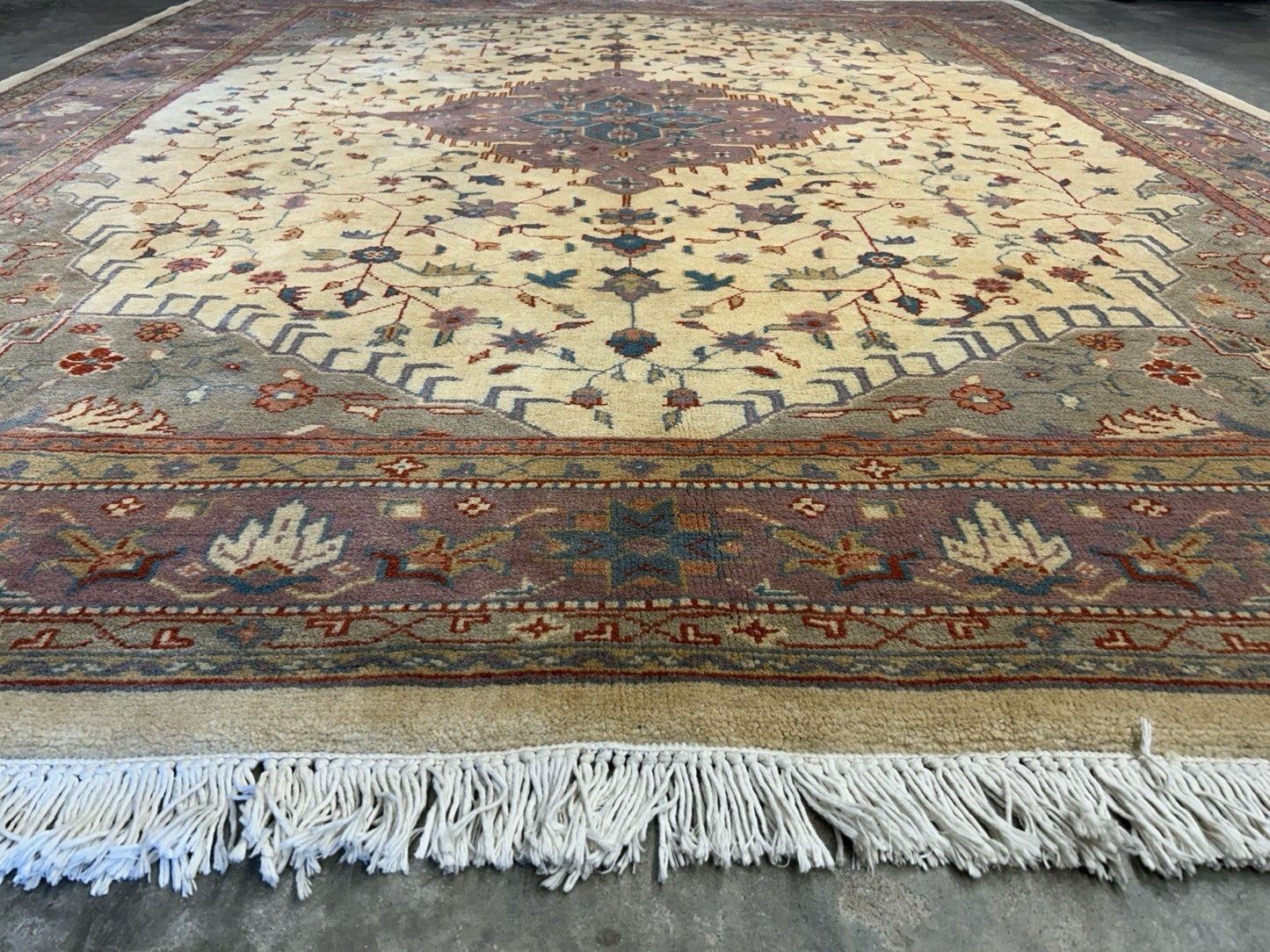 7’10”x9’6” Hand-Knotted 100% Wool Pile Oriental Area Rug - Carpet