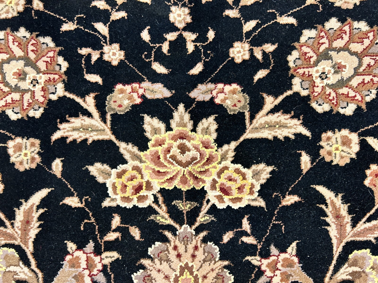 8'6"x11'6" Hand-Knotted Wool & Silk Pile Sinopersian Carpet - Area Rug