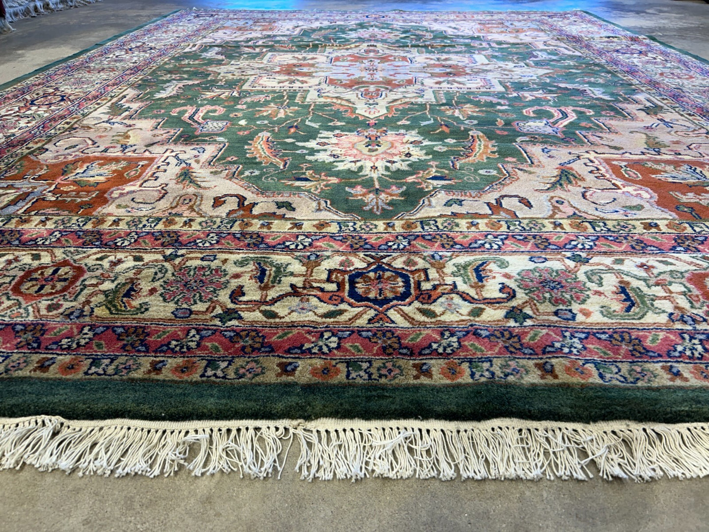 9'x12' Hand-Knotted 100% Wool Pile Herize Rug