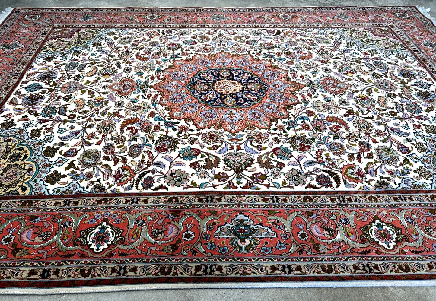 7'0"x10'8" Fine Hand-Knotted Wool & Silk Blend Tabrize Carpet - Area Rug