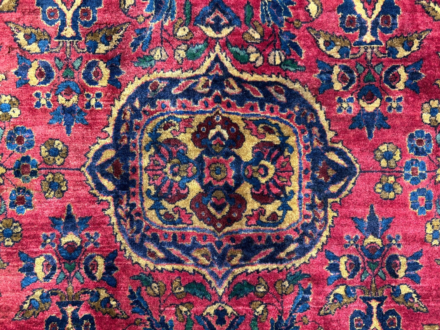 4'5"x6'6" Rare Antique Hand-Knotted 100% Wool Pile Sarouke Area Rug - Carpet