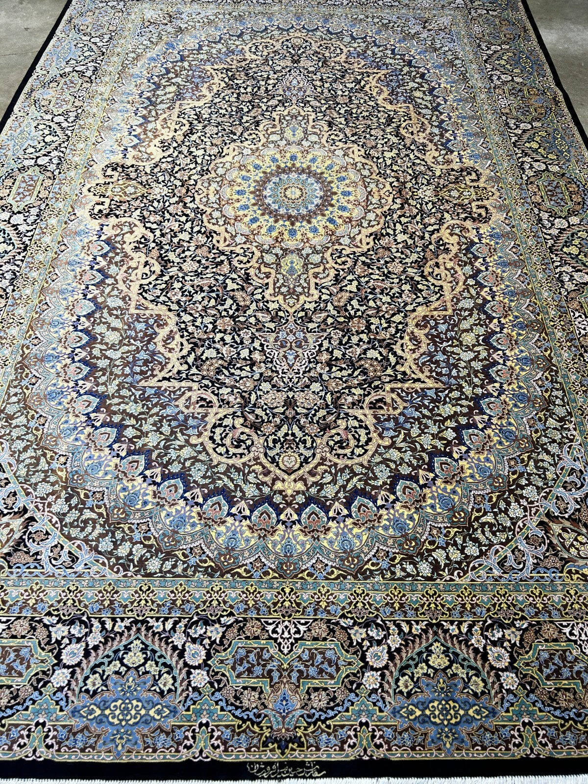 6'5"x9'10" Exquisite Hand-Knotted 100% Silk Qume Rug