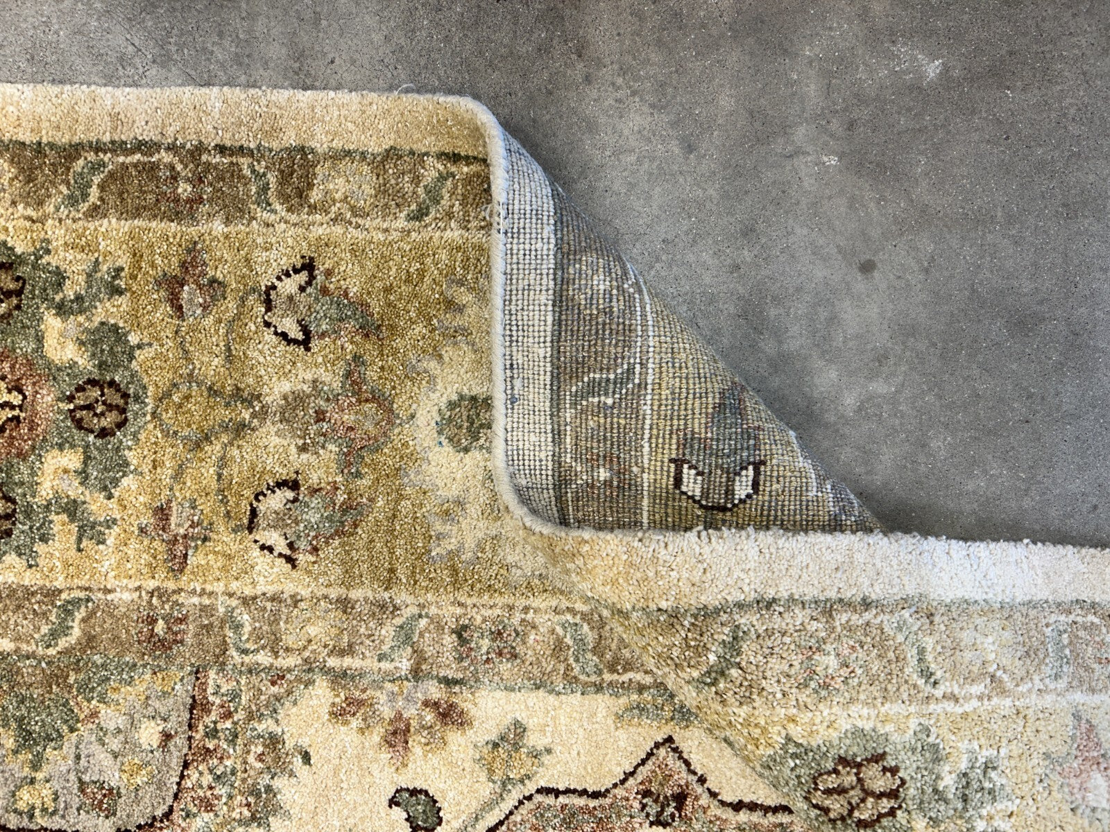 9'x12' Hand-Knotted 100% Wool Pile Oriental Rug