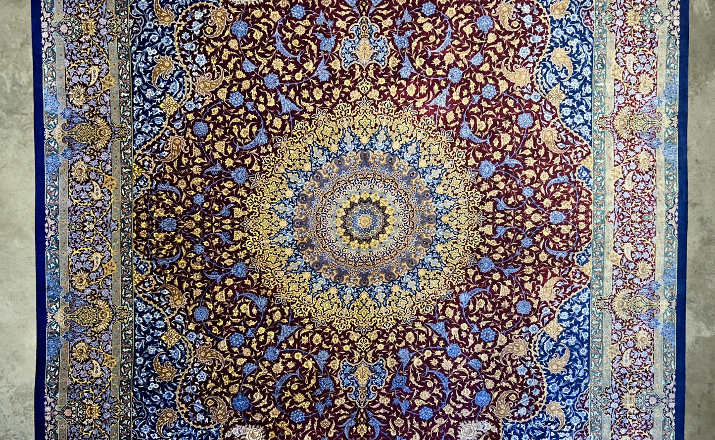 9'7"x12'10" Exquisite Signed Hand-Knotted 100% Silk Qume Rug