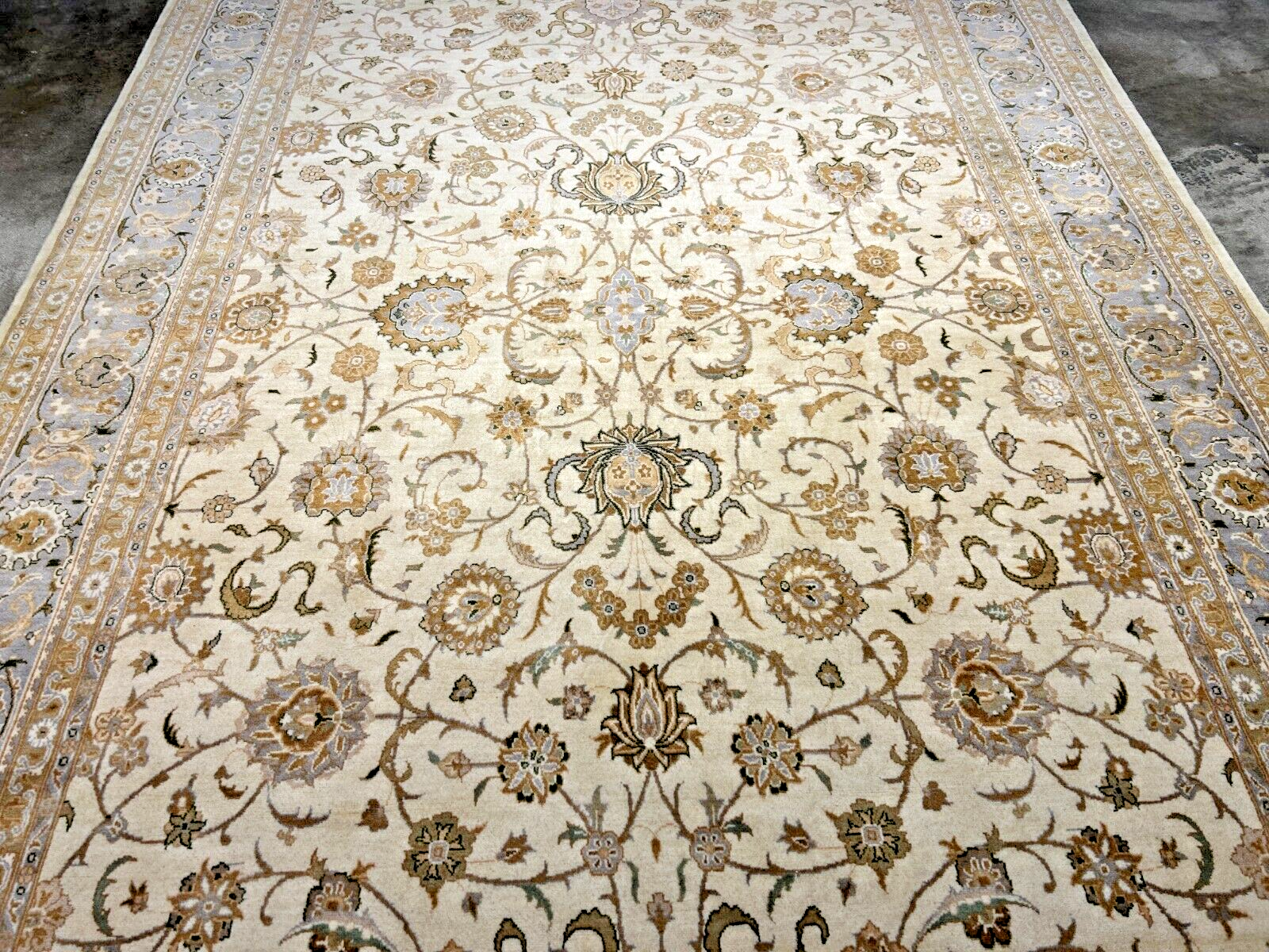 6'x 9' Hand-Knotted 100% Wool Carpet - Pakistan Kashane Area Rug