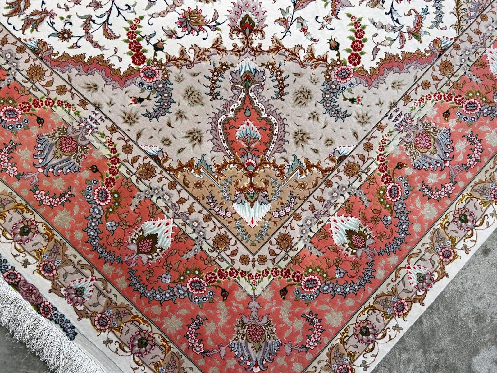 8'3"x11'6" Very Fine Hand-Knotted Wool & Silk Tabrize Area Rug - Signed