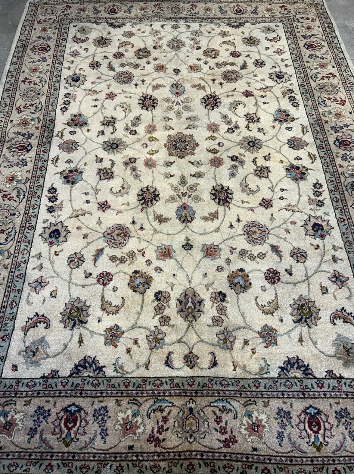 7’x9’11” Vintage Hand-Knotted 100% Wool Pile Tabrize Area Rug - Carpet