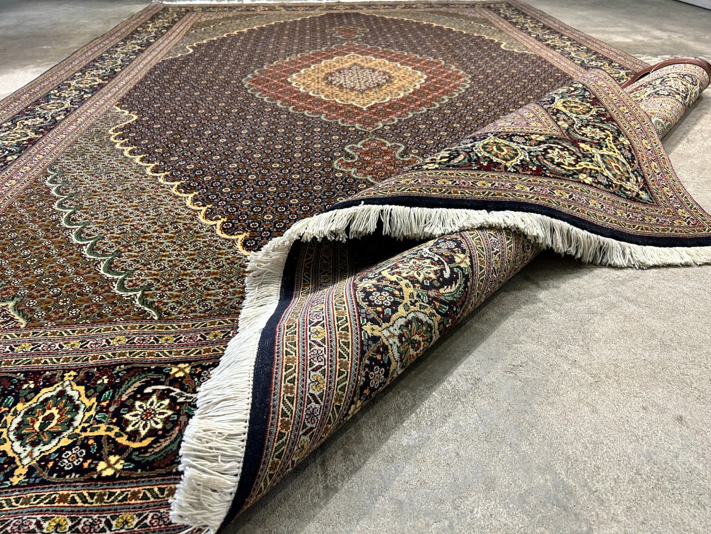 6'8"x10'3" Fine Hand-Knotted Wool & Silk Blend Tabrize Mahi Carpet - Area Rug