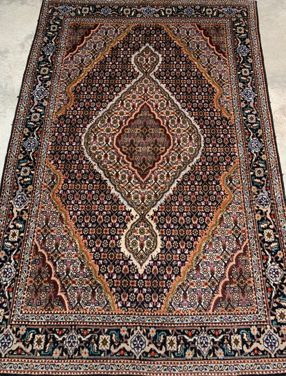 3'3"x5'0'' Hand-Knotted Silk & Wool Tabrize Mahi Area Rug - Area Carpet