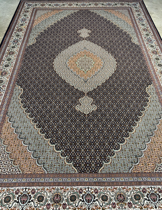 6'8"x10' Fine Hand-Knotted Wool & Silk Oriental Tabrize Rug - Area Carpet