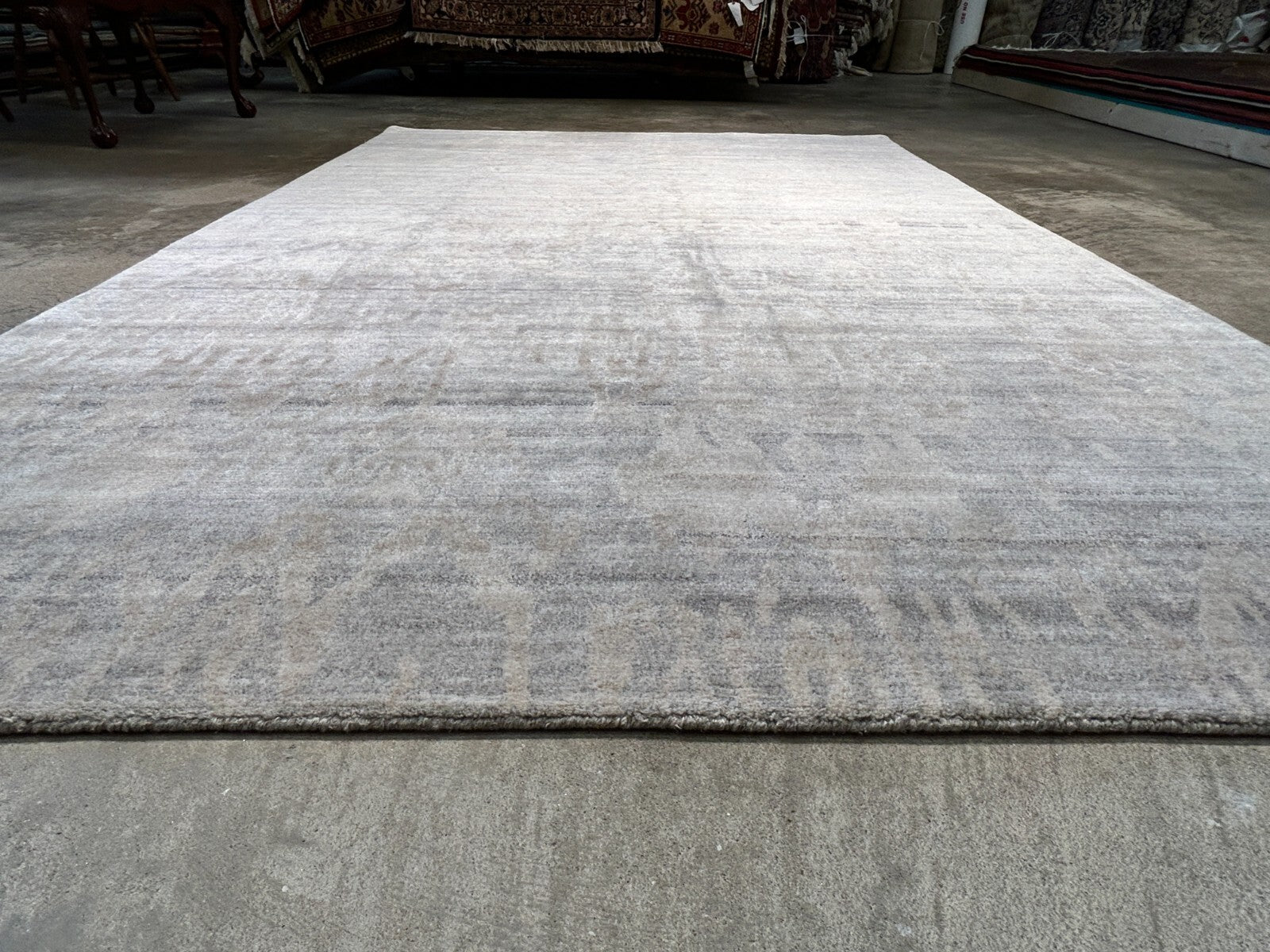 6'x8'11" Hand-Knotted 100% Wool Pile Modern Rug