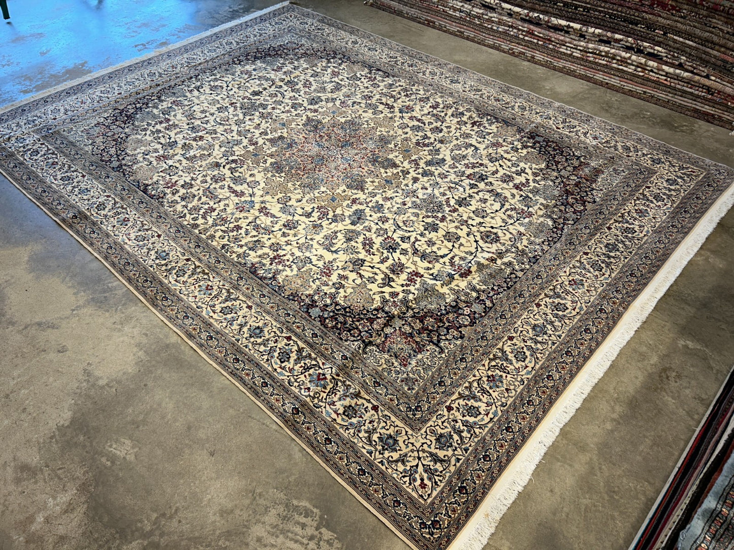 10'3"x14'1" Extra Fine Hand-Knotted Wool & Silk Naine Rug